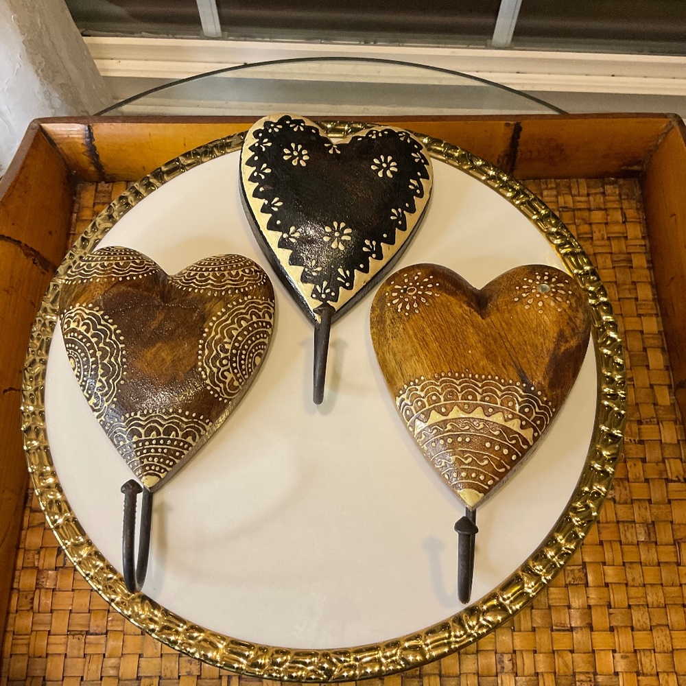 Boho Shabby Chic 3 Large Heart 🤎 Hooks NWOT